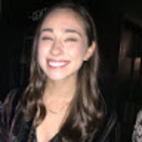 Meet your Posher, Emma - Picture 1 of 1